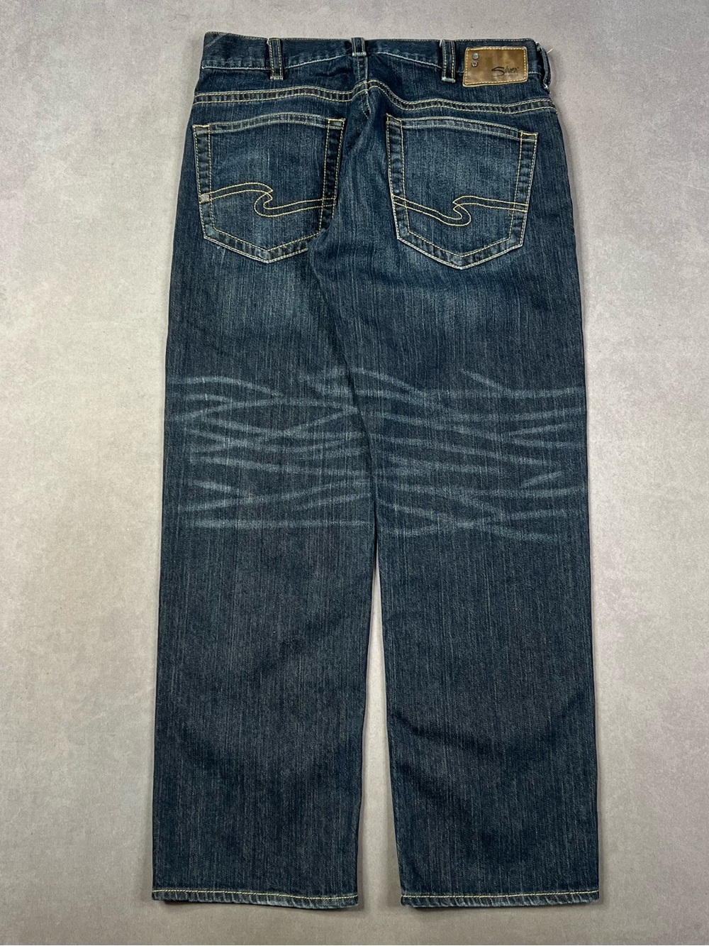 Hunter Men's Straight-Leg Jeans in Dark Blue Denim